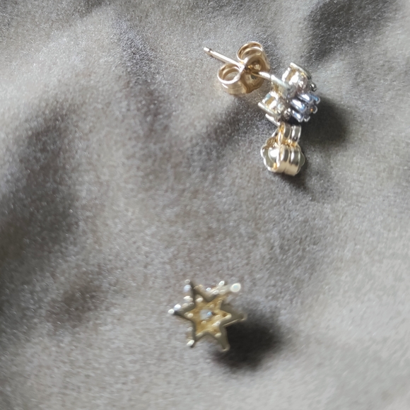 QVC Affinity Diamond Flower 0.22?Ctw Stud 14k Gold Earrings - Picture 10 of 12